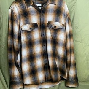 American Eagle Flannel Button Up